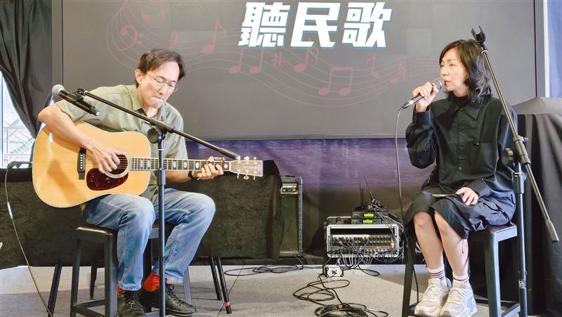 《搭捷運聽民歌》(左)董運昌、萬芳。（圖／新視紀整合行銷提供）