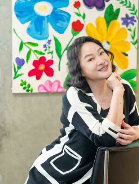 陸小芬在《接住流星的人》裡飾演志工「江柑」。（圖／翻攝自陸小芬IG）