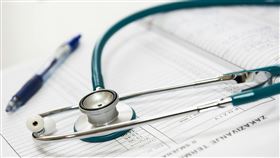 就醫。健檢。看醫師。看醫生。(圖/Pexels)