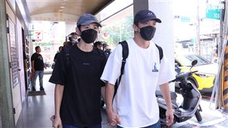 李千娜悲送顏正國最後一程！連赴靈堂5天