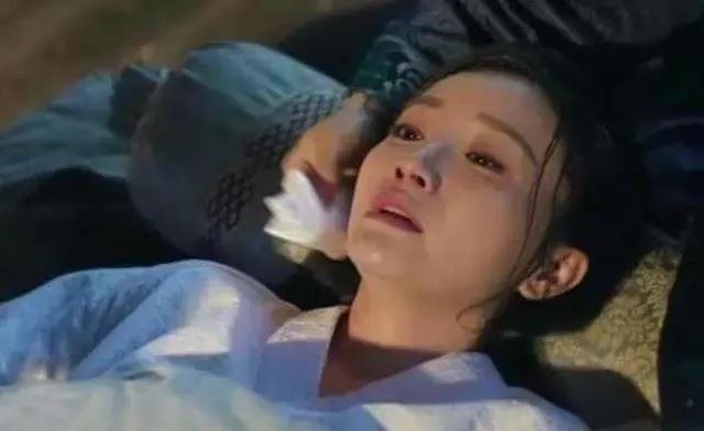 古人認為人死後靈魂可能出竅或外逸，對死者的完整性與「精氣」有象徵性重視。堵塞孔竅象徵保護死者的「靈魂」不被外界干擾或散失。（圖／翻攝自百度百科）