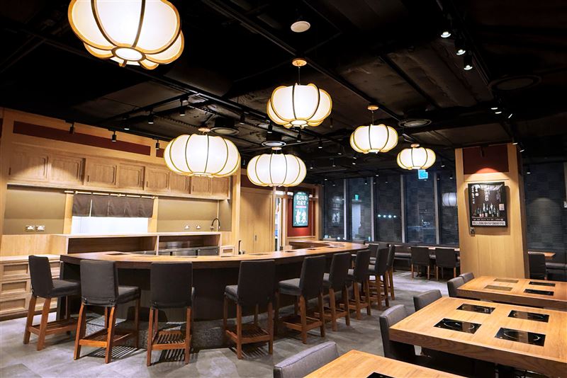 黑毛屋高雄首店插旗漢神巨蛋購物廣場，10月10日開幕。（圖／品牌業者提供）