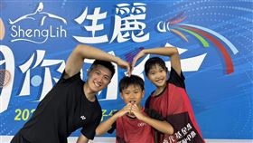 親子組最大贏家卓國雄與一對兒女。（圖／樂升數位行銷提供）