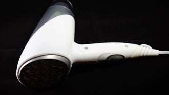 店員建議別買「日版Dyson」回台灣用！