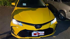 新北市新店區昨（12）日晚間發生一起死亡車禍。（圖／翻攝畫面）