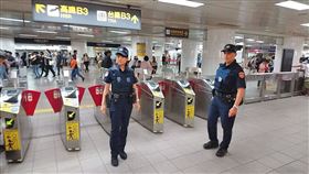 野裸歪風！噁男捷運全裸留體液　北捷回應