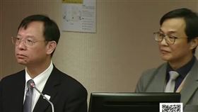 針對黑心豬腸食安事件，衛福部長石崇良（左）說，深深體會是全民非常關注，絕對嚴懲不貸。（圖／翻攝自國會頻道直播）