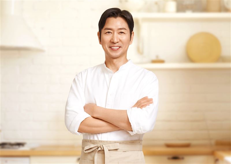 MASA主廚，親自研發日式豪華火鍋料理。（圖／好侍食品提供）