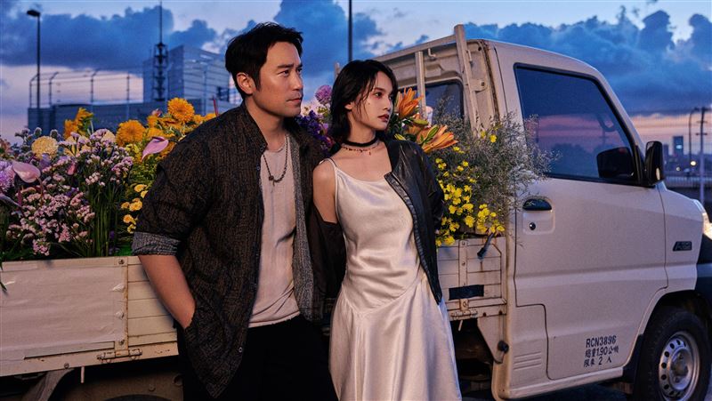 李榮浩不要看　楊丞琳重逢「14年前舊愛」