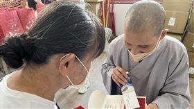 慈濟從4日起到11日，2梯次發放發放金額計1億3350萬元。（圖/慈濟基金會提供）