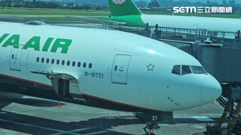 長榮航空因超時違反勞基法，自112年迄今，已經有7次開罰紀錄，裁罰金額共295萬。（ 圖／資料照）