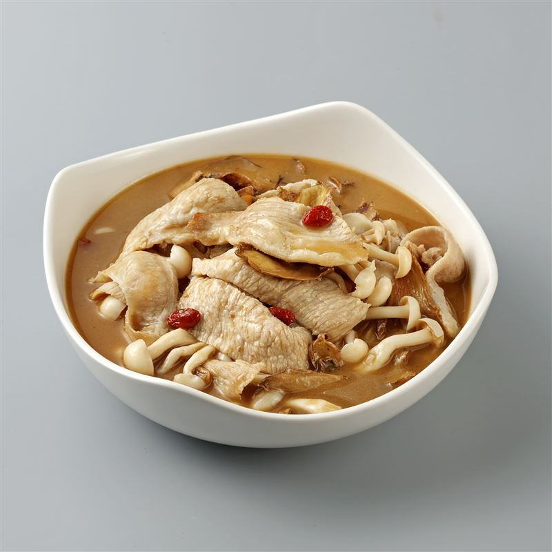 麻油蕈菇松阪肉。（圖／品牌業者提供）