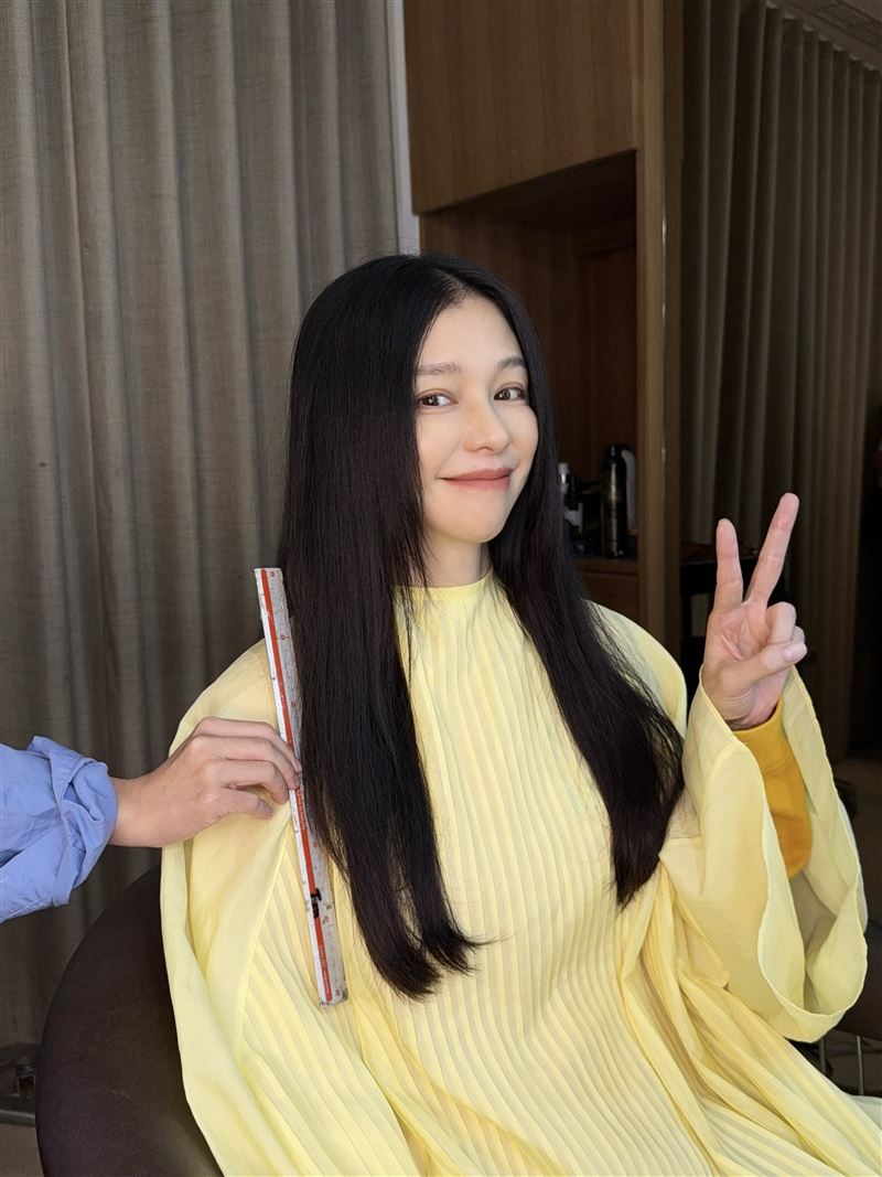 電影《辛亥隧道》由鬼后Vivian徐若瑄主演，她為戲改變髮型。（圖／華映娛樂提供）