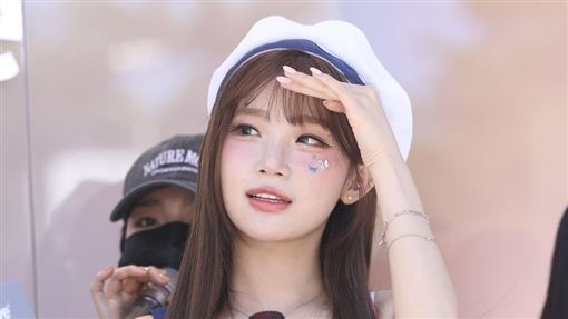 李珠珢寫真出包！簽書會取消網怒：太扯了