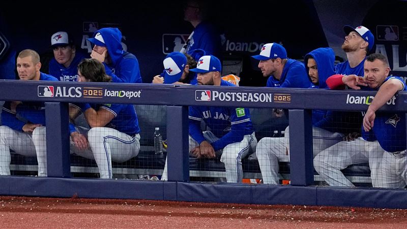 藍鳥主場2連敗不絕望　洋基96年逆襲封王