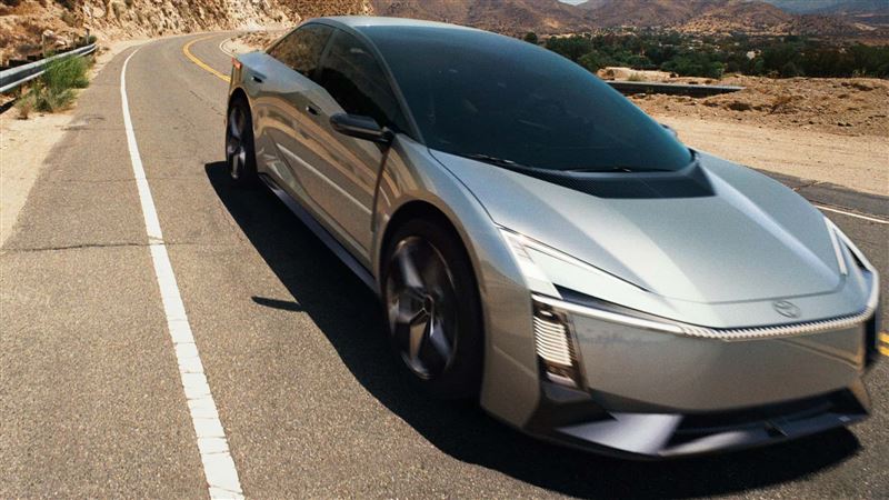 短引擎蓋也暗示著全新電動平台來臨。（圖／翻攝Toyota網站）