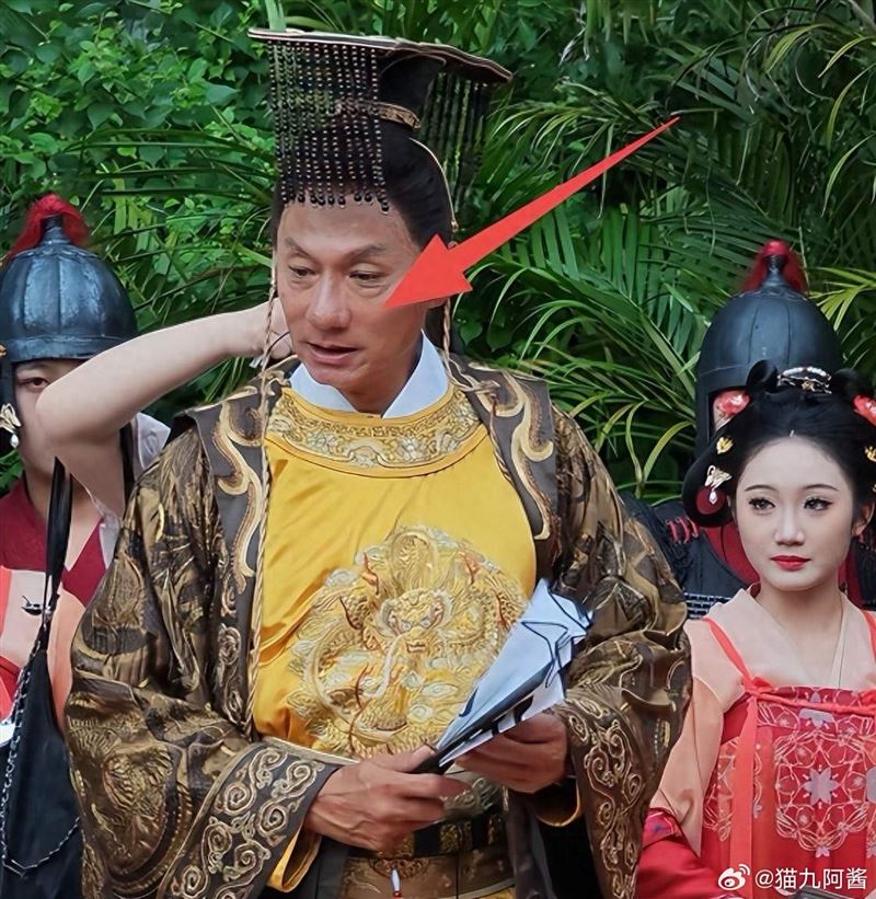 林俊賢現身廣東千古情景區被捕獲。（圖／翻攝自微博）