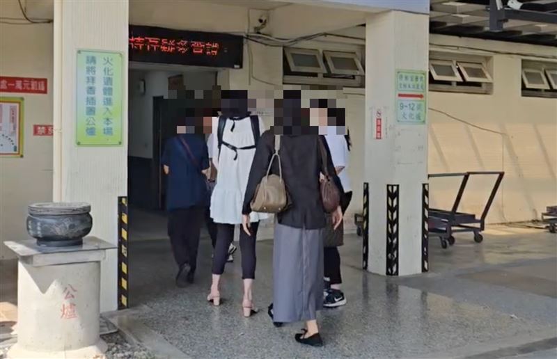 長榮孫姓空服員因值勤時身體不適，住院就醫後仍不幸病逝。（圖／記者吳泊萱攝影）