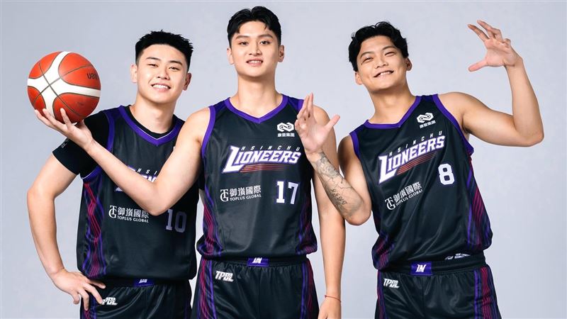 新竹攻城獅3位狀元郎右起朱雲豪、蔡宸綱、劉丞勳。（圖／新竹攻城獅提供）