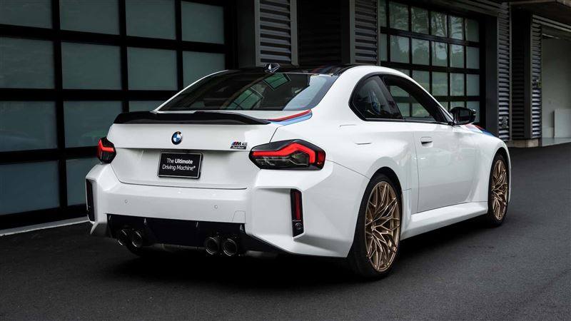 BMW推出全新M2 Turbo設計版，用現代工藝向傳奇致敬。（圖／翻攝BMW網站）