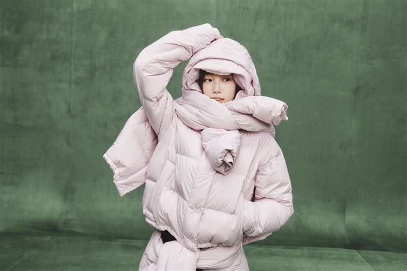 lululemon暖意隨身活力隨行企劃，攜手品牌大使Amotti與KAZUHA演繹冬日動感時尚造型。（圖／品牌業者提供）