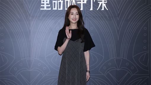 柯佳嬿心疼尪謝坤達！「弄成這樣」沒入圍