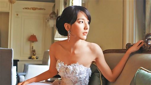 被爆半夜私訊轟炸　陳匡怡穿睡衣騷擾學長