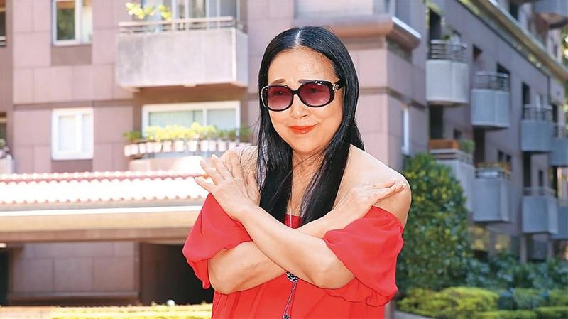 女星自爆天王追求　遭冷回：想紅請靠實力