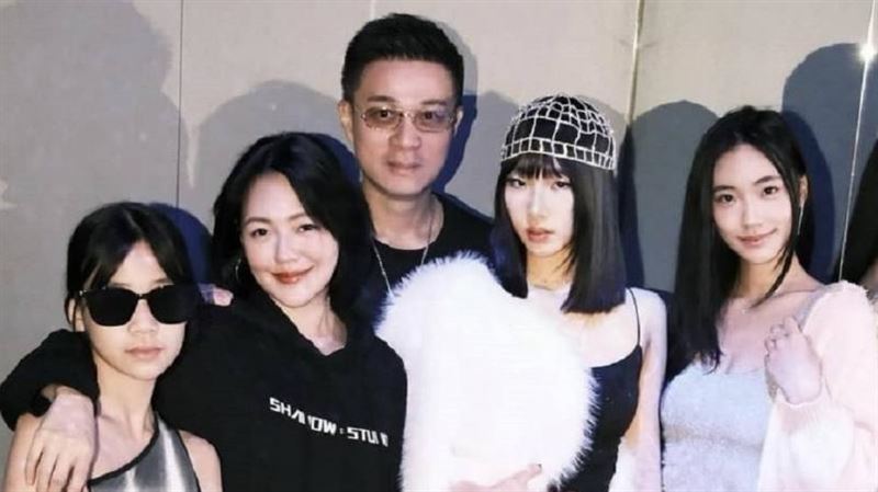 小S女兒氣質出眾　賈靜雯陪伴3女感受童年