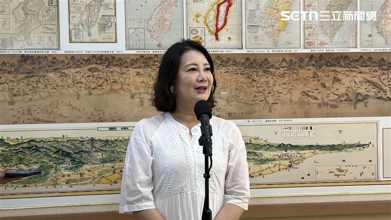 外傳賴清德曾說「蔣萬安沒那麼強」，吳思瑤受訪駁斥了。（圖／記者詹宜庭攝影）
