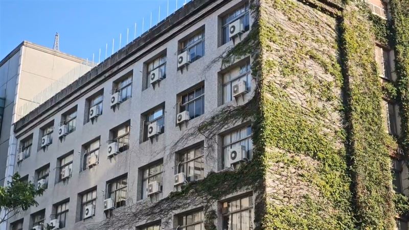 台中某科大大二男學生因繳不出學雜費，無法辦休學，走上絕路。（圖／翻攝畫面）