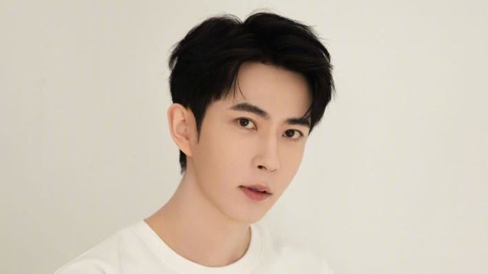 于朦朧身故後事件至今已延燒一個月，案件疑點一一浮現。（圖／翻攝自于朦朧微博）