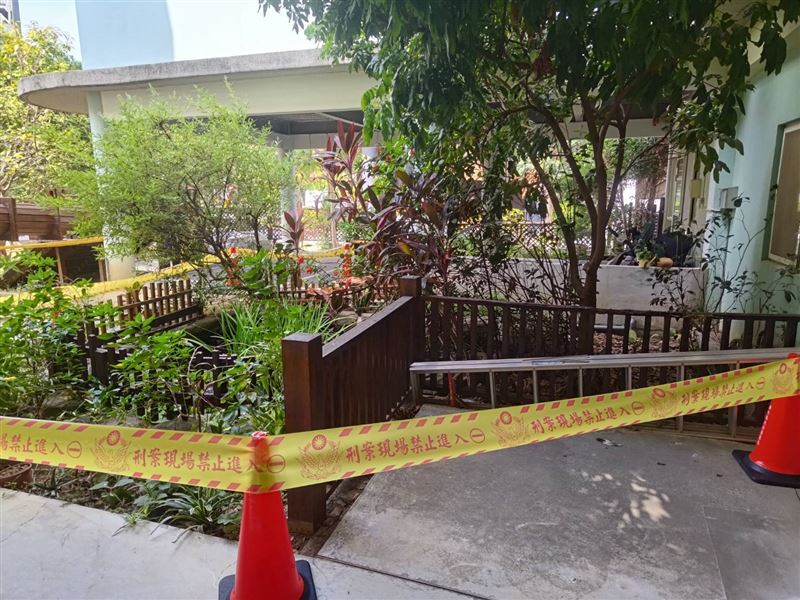 竹北一所幼兒園附設托嬰中心發生意外，一名1歲女童在生態池溺斃。（圖／翻攝畫面）