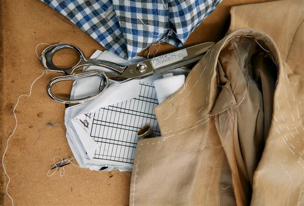 完美匠心執著,精湛剪裁技藝。(圖/ Kiton提供)