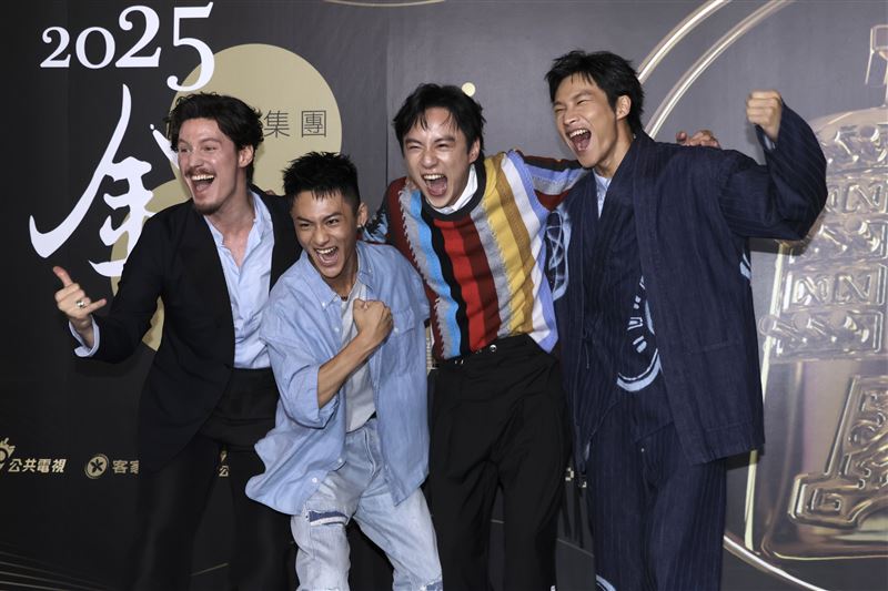 《聽海湧》黃冠智（右起）、吳翰林、朱宥丞、周厚安網內互打。（圖／記者鄭孟晃攝影）