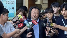 民進黨立委王世堅出席中常會前受訪（圖／記者劉秀敏攝影）