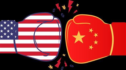 美中貿易戰象徵插圖,兩國拳擊手套對峙,展現稀土爭奪的激烈博弈。(示意圖/翻攝自PIXABAY)