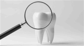 牙齒斷裂還有救嗎？該不會只能拔牙？（圖／醫健新聞網提供） 