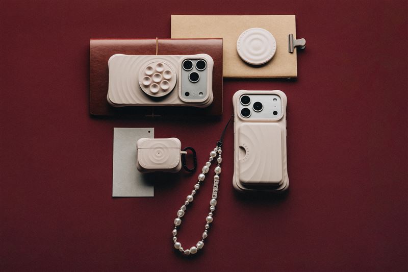 Essentials by CASETiFY&trade;全新燕麥白