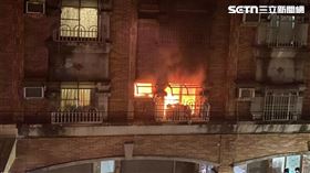 高雄,高雄市,大寮區,玻璃,住戶,火警,火災,碎片,消防員,民宅（圖／翻攝畫面）