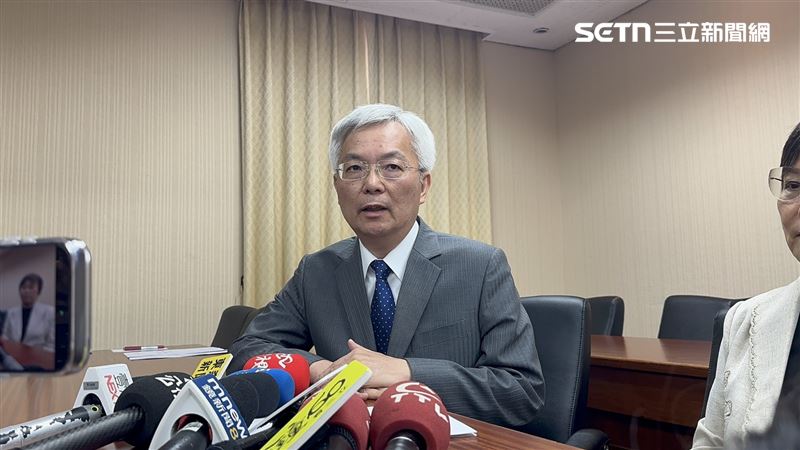 張榮興受訪回應狗仔案。（圖／記者詹宜庭攝影）