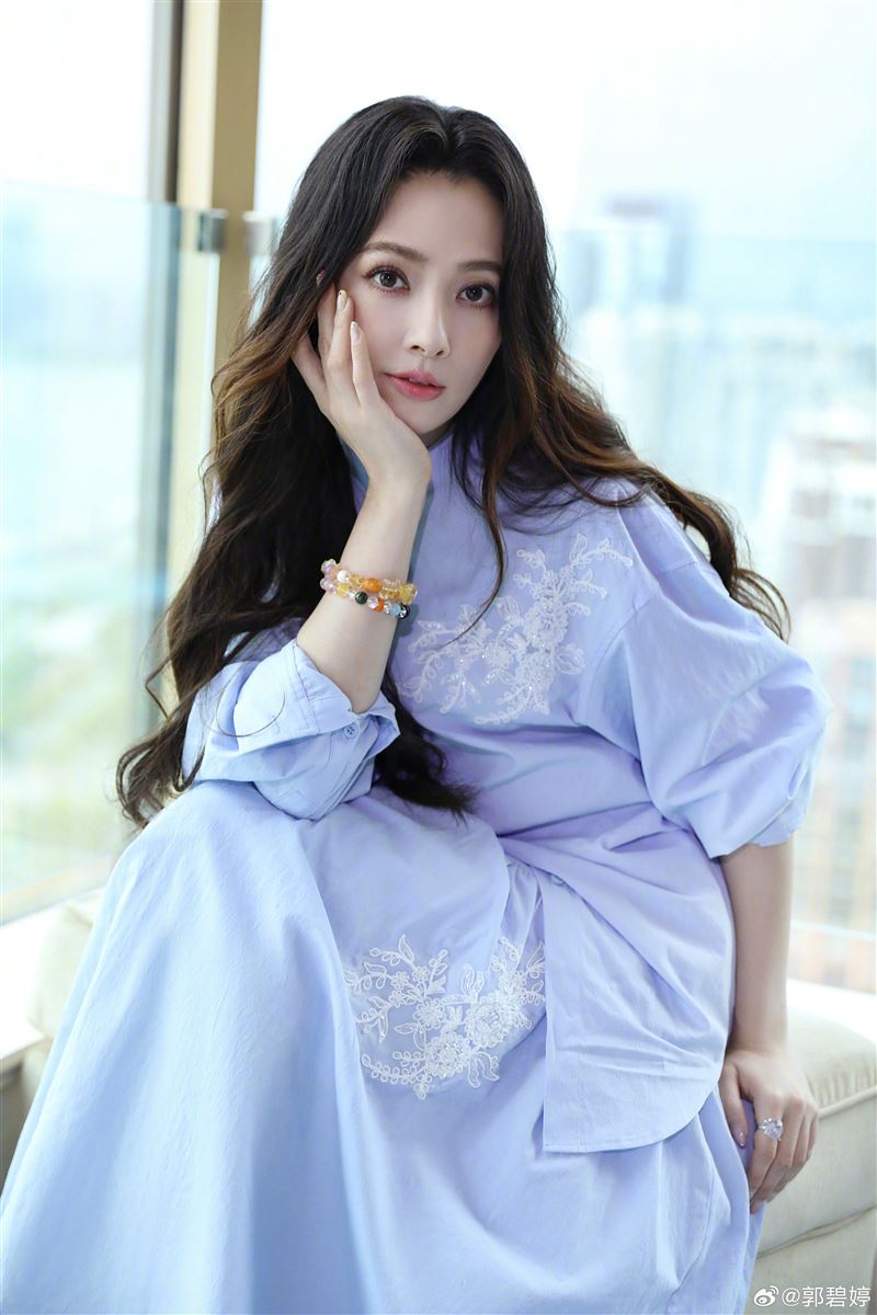 郭碧婷父親病危消息瘋傳。（圖／翻攝自郭碧婷微博）