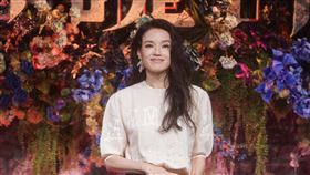 舒淇出席「回魂計」亞洲上線記者會Netflix原創影集「回魂計」以詐騙綁架案為背景，探討2名母親如何復活遭判死刑身亡的詐騙首腦，並踏上仇恨與救贖的暗黑人性考驗，找來國際級影后舒淇（圖）主演，9日在桃園舉辦亞洲上線記者會。中央社記者裴禛攝　114年10月9日