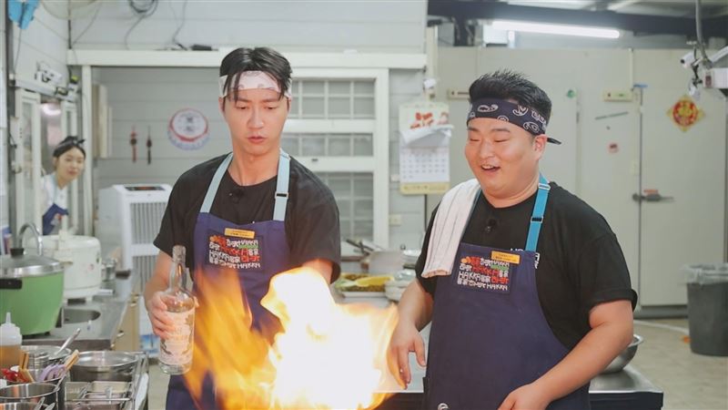 江宏傑展現驚人廚藝。（圖／客委會、客家電視台提供）