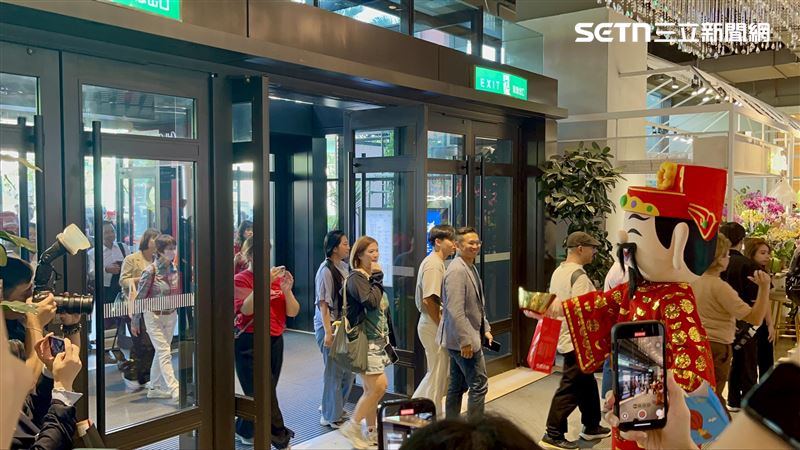 新光三越週年慶迎萬元普發！首日拚20億