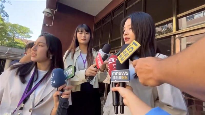 應曉薇女兒接受媒體採訪。（圖／翻攝畫面）