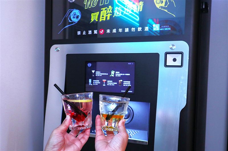 智能輕調酒吧台。（圖／品牌業者提供）