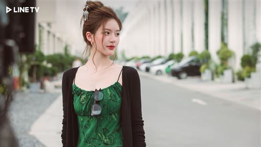 《許我耀眼》霸氣回歸！趙露思私下暖舉曝