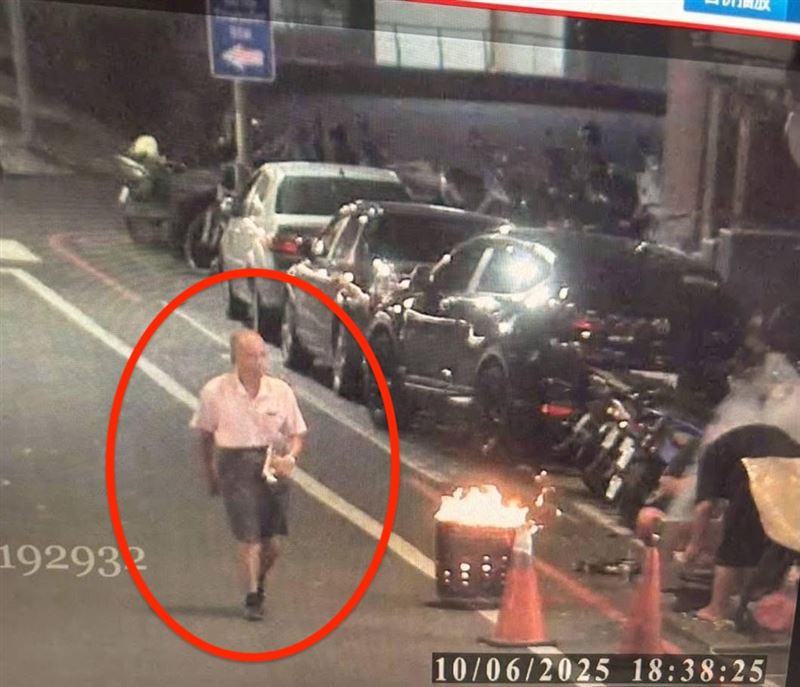 楊翁在宜蘭蘇澳站下車後，在鎮上繞行。（圖／翻攝自《宜蘭知識＋》臉書）