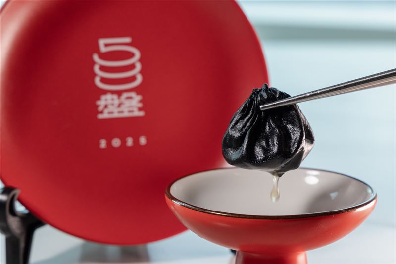 「饗 A Joy」榮登《500盤》雙盤肯定 高空Buffet躍升台灣餐飲新高度。（圖／業者提供）